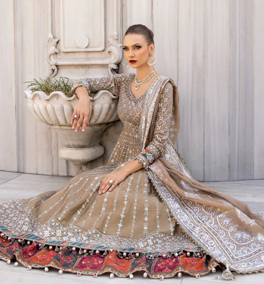 The Art of Occasion Wear: Maria.B.’ s Unstitched Sateen Collection Revealed